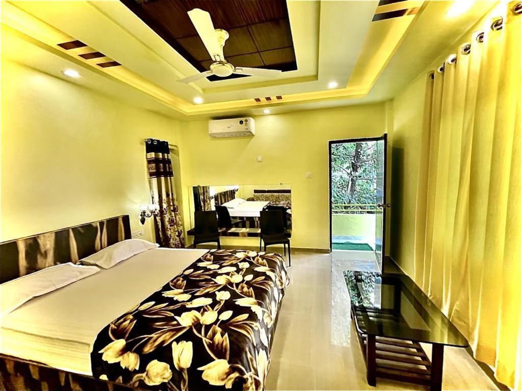 Hotel Saptarang Residency Panhāla Exterior foto
