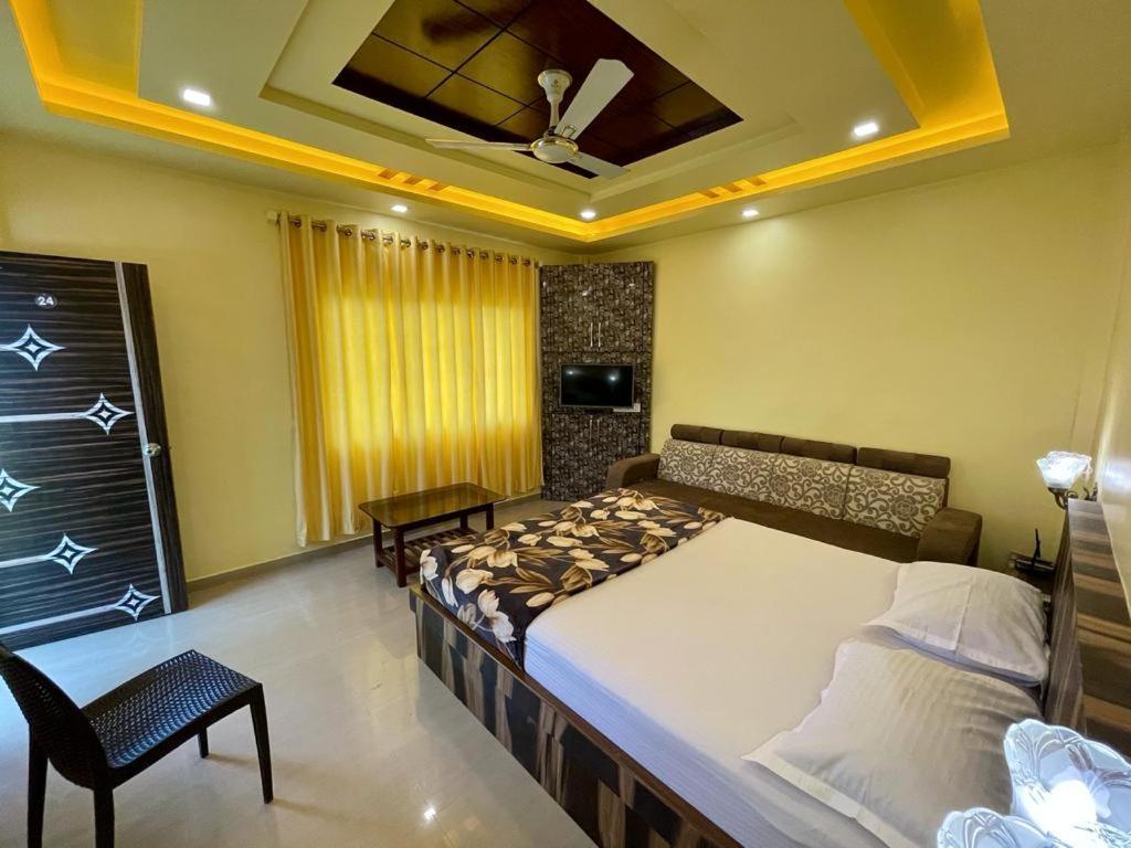 Hotel Saptarang Residency Panhāla Exterior foto