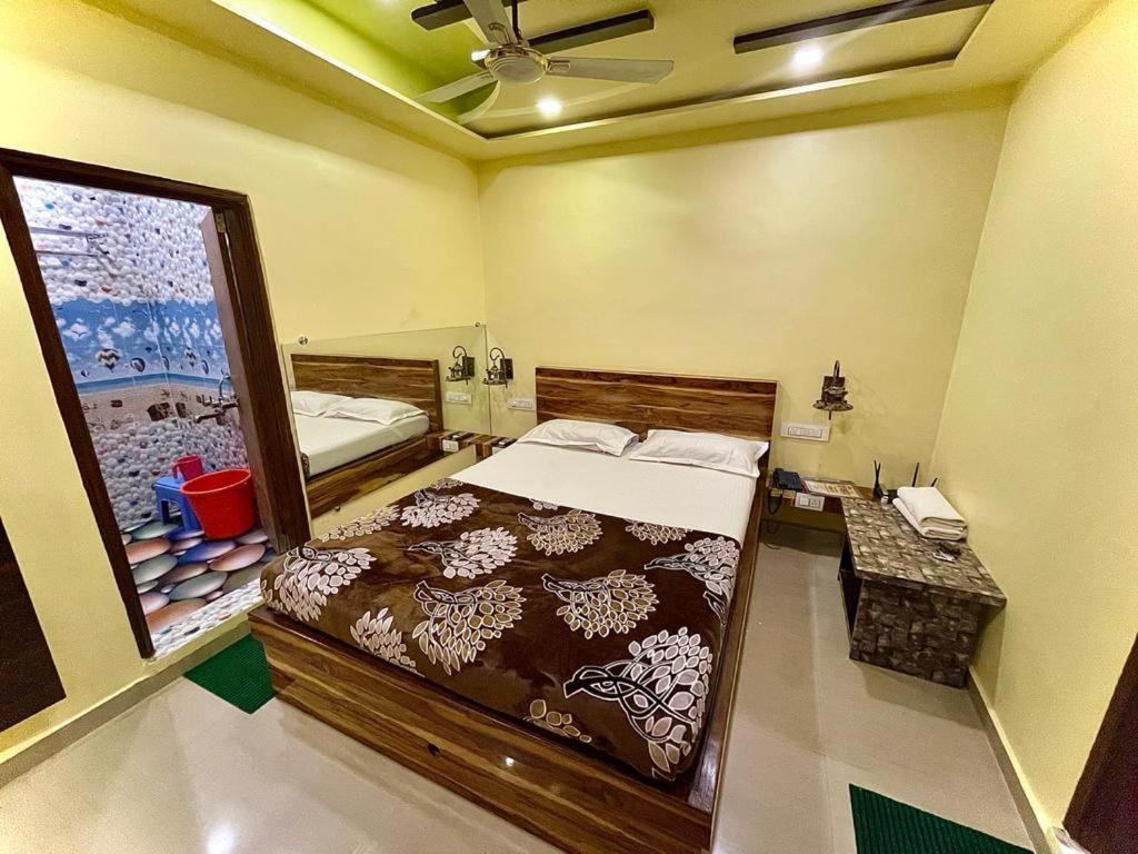 Hotel Saptarang Residency Panhāla Exterior foto