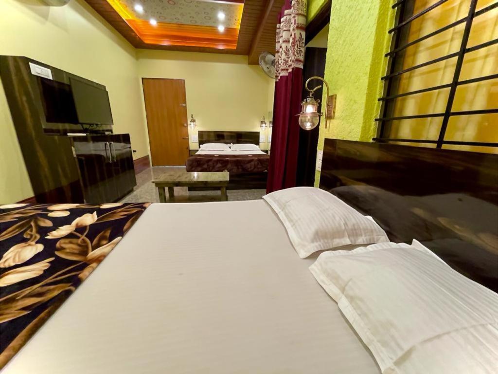 Hotel Saptarang Residency Panhāla Exterior foto