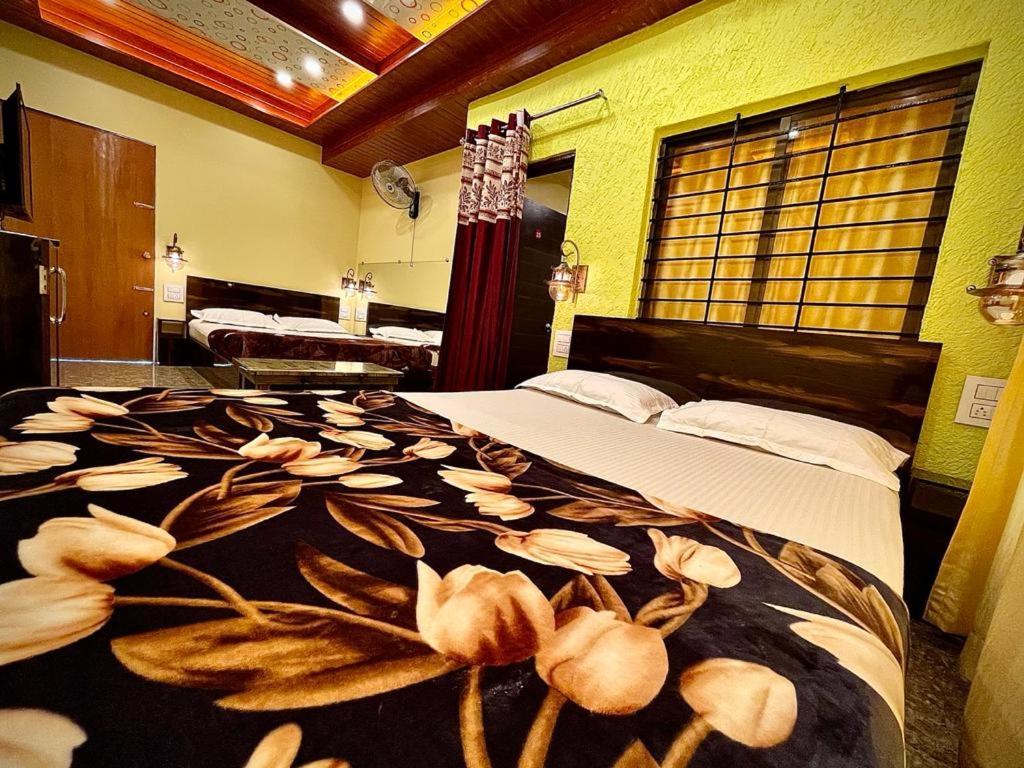 Hotel Saptarang Residency Panhāla Exterior foto