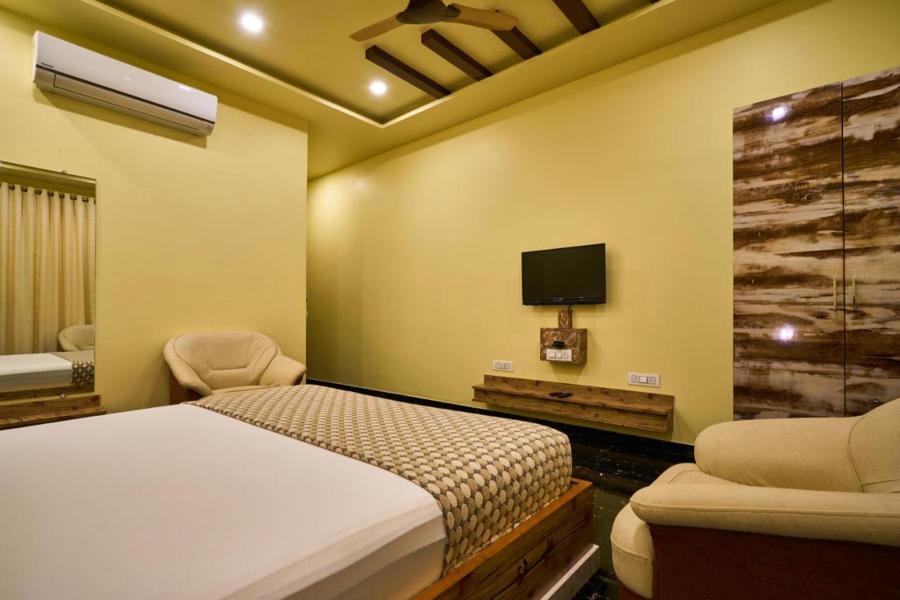 Hotel Saptarang Residency Panhāla Exterior foto