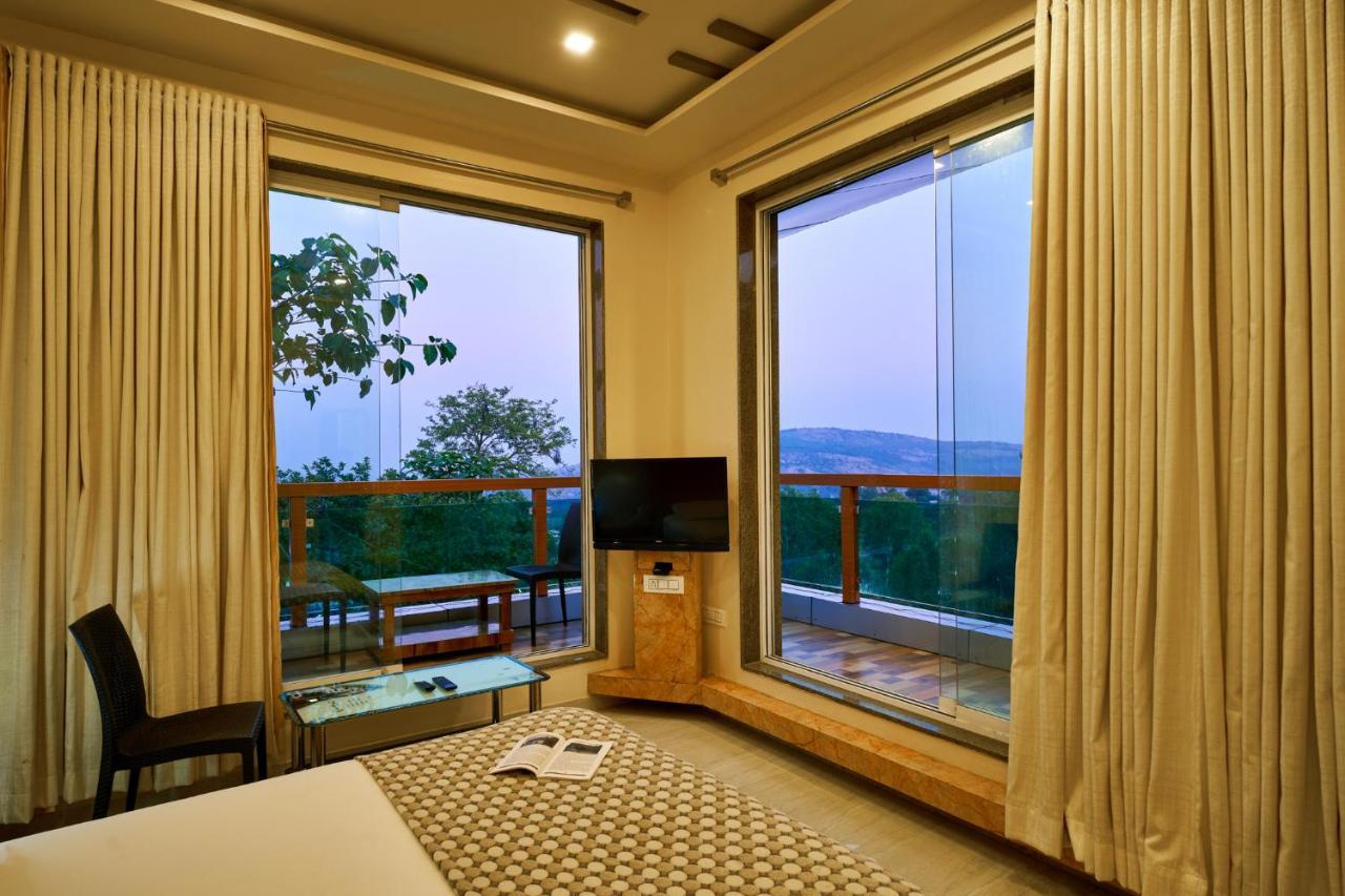 Hotel Saptarang Residency Panhāla Exterior foto